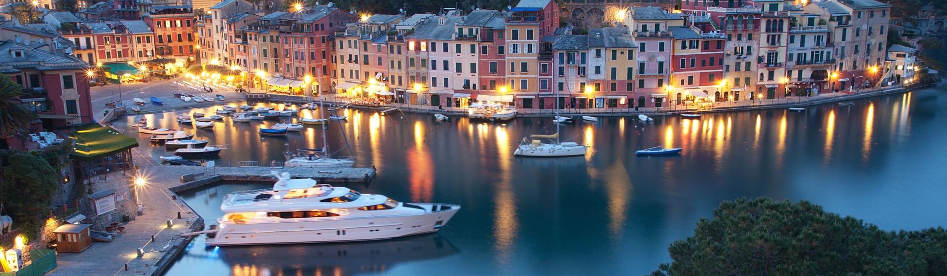 rent a yacht to visit Italy