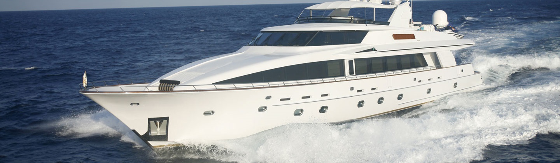 Superyacht charter Florida severegn 120