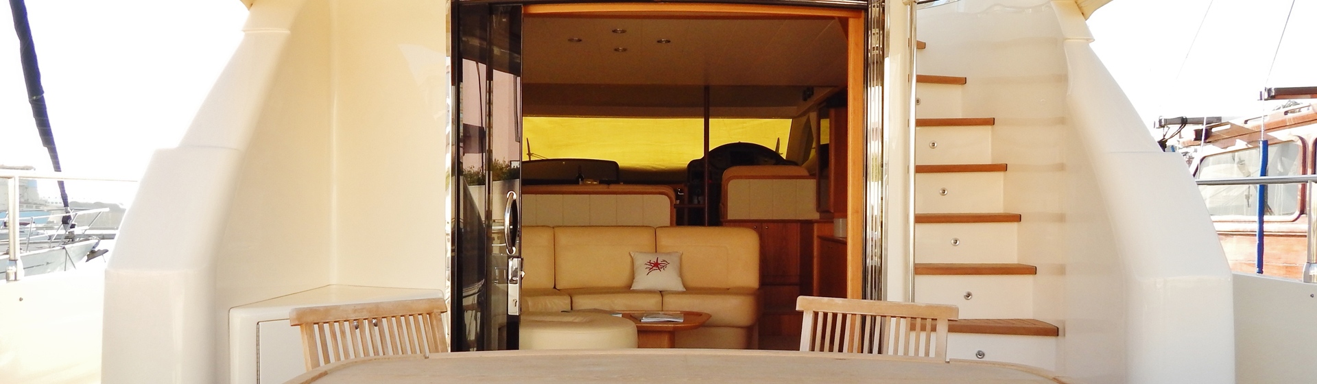 Luxury-Motor-Yacht-Charter-La-Maddalena-Archipelago