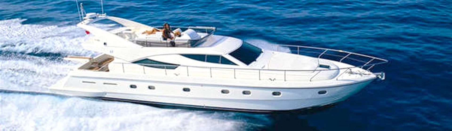 Luxury-Motor-Yacht-Charter-Palermo