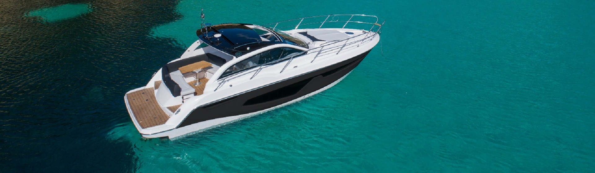 Sessa C 38 Bareboat motor yacht Menorca